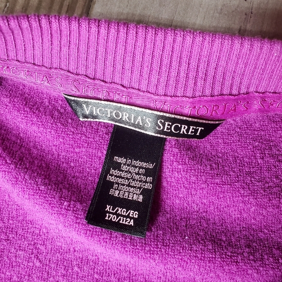 Victoria's Secret Purple Embroidered Crewneck Cropped Sweatshirt Size XL EUC - Picture 5 of 16